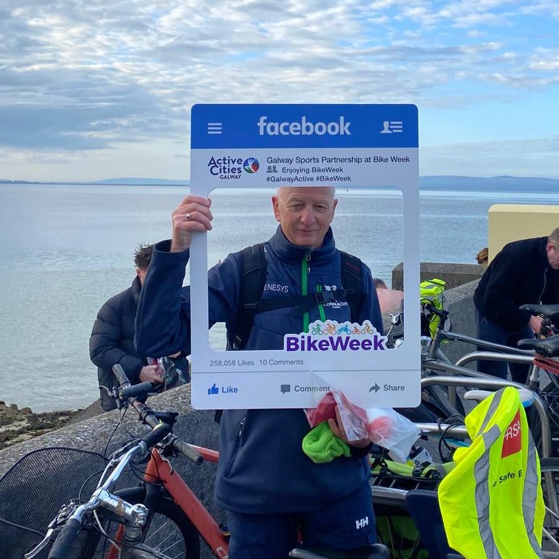 GalwayCityCo's tweet photo. It was a glorious morning in Galway City today for the Bike Week Spin + Swim in Blackrock!
Find Bike Week activities near you at https://t.co/B6hzktK9Hd
@healthygalway
@TFI #TransportforIreland
#activecitiesgalway #BikeWeekGalway #GalwayActive
#BikeWeek24 https://t.co/WlLyhsochk