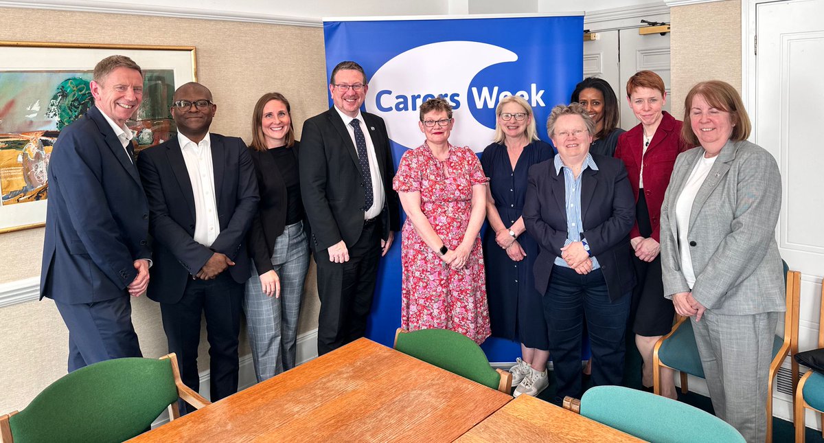 🤝 Great to meet with charities from across the carers sector, convened by @carersuk, to discuss Labour’s plans for carers ahead of #CarersWeek. 

🌹 Make no mistake, without carers, our social care system would collapse, and they will be central to Labour’s plans in government.