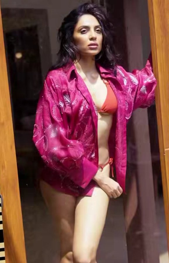 GNsqbtfaUAAWVa3?format=jpg&name=900x900