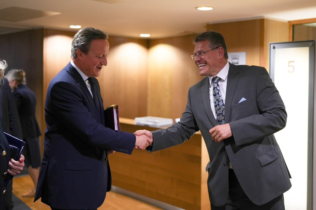 The UK and EU share a close and pragmatic partnership, addressing shared challenges together. In Brussels, I met @MarosSefcovic. We talked about maximising opportunities in our Trade & Cooperation Agreement, tackling illegal migration and progressing negotiations on Gibraltar.