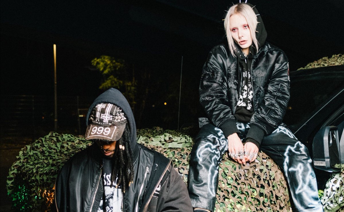 Distorted Sound (@distorted_mag) on Twitter photo Watch a new music video from <a href="/mimi_barks/">Mimi Barks</a> here on Distorted Sound! <a href="/thesilentcult/">Silent Cult</a> <a href="/fullstridepr/">Full Stride PR</a> distortedsoundmag.com/mimi-barks-relβ¦ Watch a new music video from <a href="/mimi_barks/">Mimi Barks</a> here on Distorted Sound! <a href="/thesilentcult/">Silent Cult</a> <a href="/fullstridepr/">Full Stride PR</a> distortedsoundmag.com/mimi-barks-relβ¦