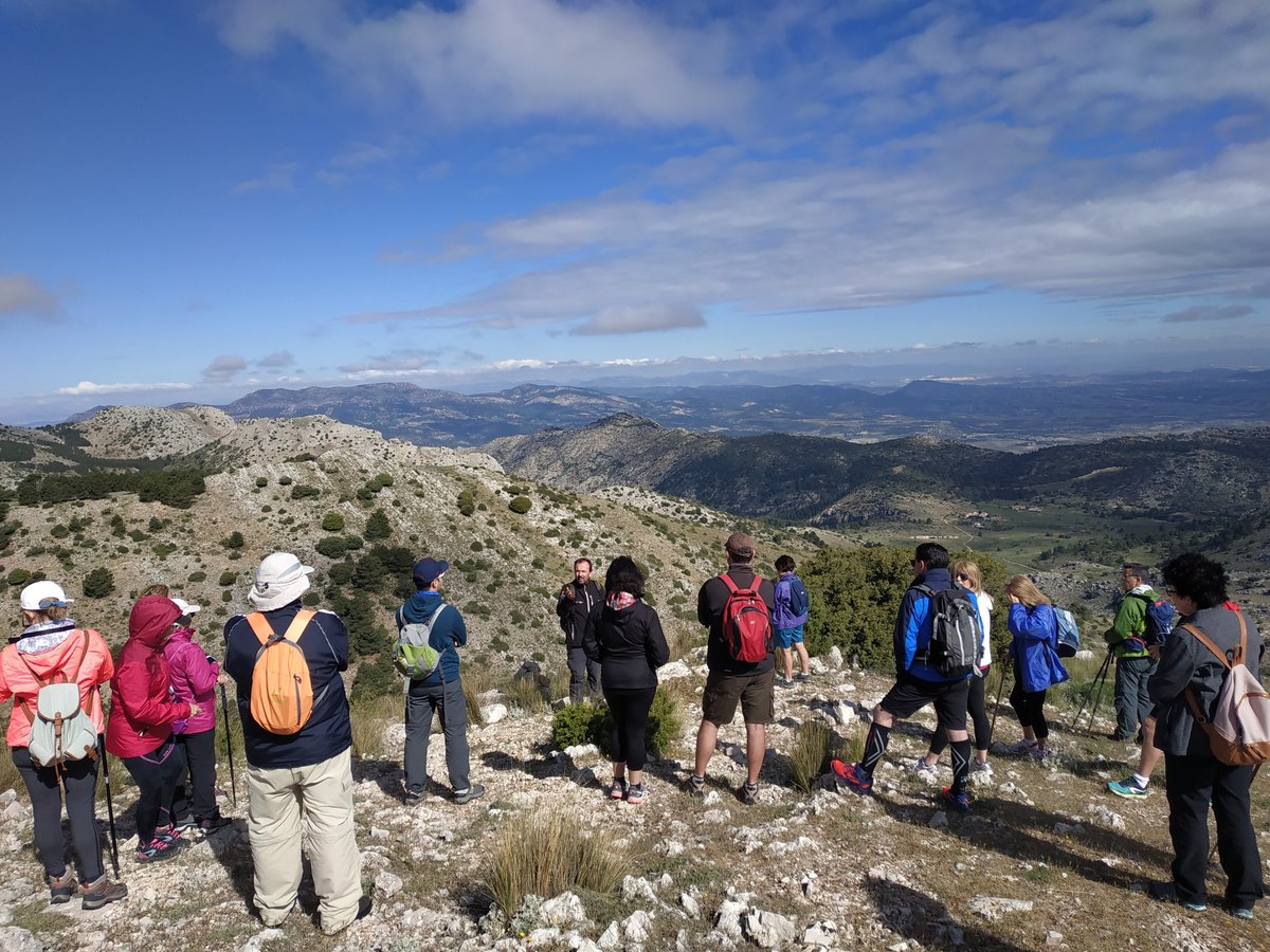 Medio Ambiente celebra con una ruta por Sierra Espuña el Día Europeo de la Red Natura 2000.  

La 'Mochila de Actividades' del próximo fin de semana oferta exposiciones y un taller creativo en Cañaverosa con motivo del Día Mundial de las Abejas.  

Noticia: