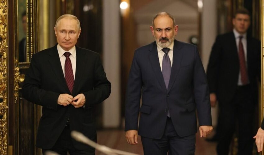 'Paşinyan öldürülecek! Putin son toplantıda şunu söyledi...' - Arutunyan. Nikol Paşinyan iktidarda kalsa da gitse de, KGB (Rusya Federal Güvenlik Servisi) onu öldürecek.' Bu iddiayı Ermenistan'ın 'Tsegakron' partisinin başkanı Shant Arutyunyan'ın ortaya attıb. Ş.