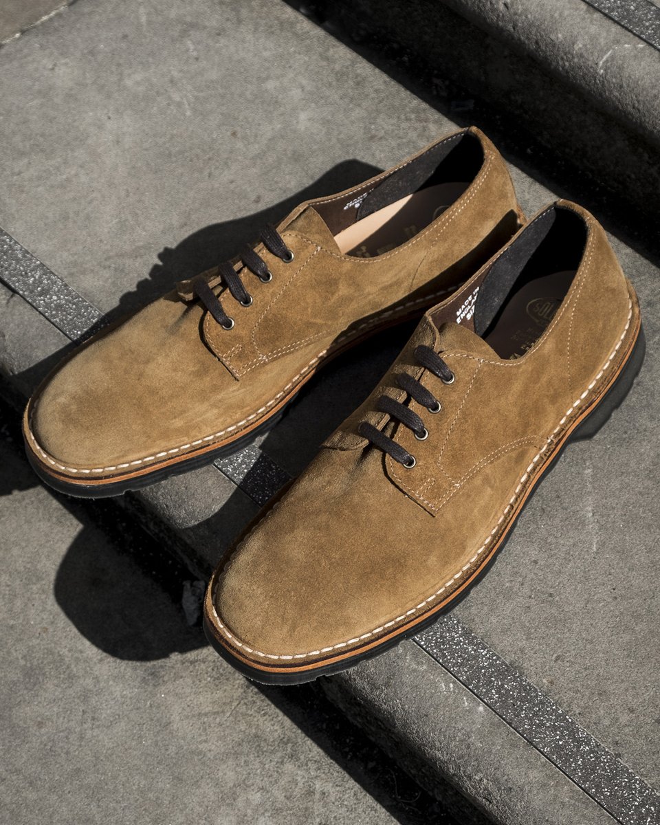 The Solovair Casual collection offers relaxed Derby Boots, Chukka Boots and Gibson Shoes as well as Sneakers in popular leathers and suedes.

Shop - l8r.it/eWp7

#solovair #showusyoursolovair #madeinengland #gibsonshoes #shoes #mensshoes #casualshoes #suedeshoes