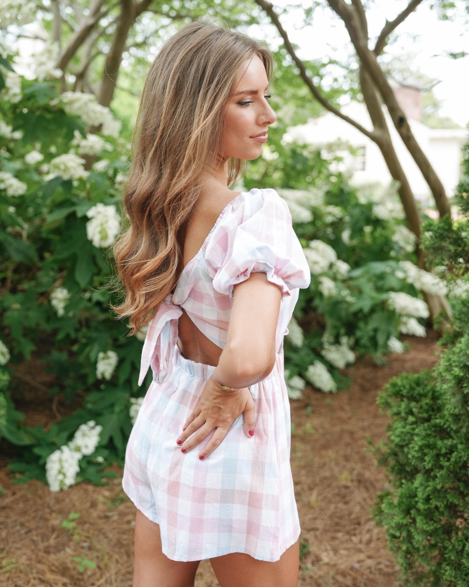 Leslie Romper>>🤩🤩🤩 Add this new arrival to your cart!🛒🌸

Tap to shop on Instagram + Shop in stores & online at pantsstore.com✨  

#newarrivals #ootd #pantsstore #fashion #style #fashioninspo #outfitinspo #70yearsofpants #trend #shoponline #addtocart