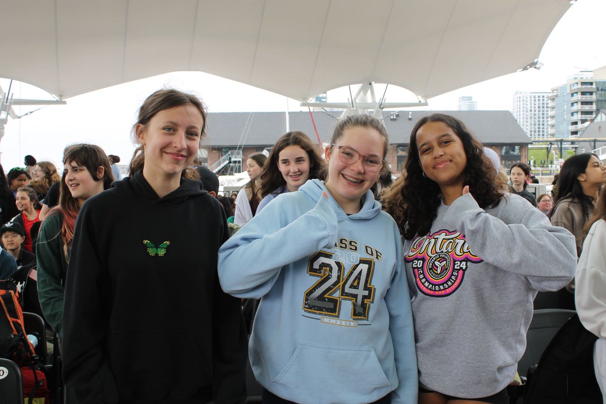 ForestofReading's tweet photo. This week has been nothing short of incredible. The energy at the #ForestofReading Festival was NEXT LEVEL ⭐️ It truly was a rock concert for reading. Today we’re keeping that energy up by announcing the Blue Spruce &amp; Yellow Cedar Award Winners. Stay tuned! https://t.co/Sn9rlsJXHd
