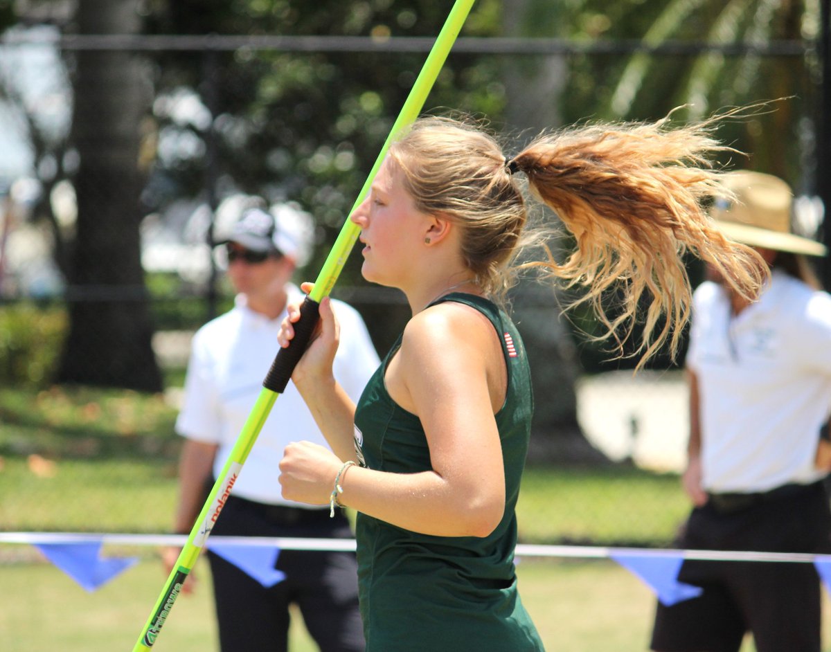 pinecresttrack's tweet image. Rowan Sundevall, #2 seed, Elizabeth Sauby, #5,  &amp;amp; Jordana Friedman, #11, qualified for State in the javelin. Rowan also qualified in the Discus, #12 seed.  They throw today at 1pm &amp;amp; 2:30pm for discus. #PCXCountry #PCTrack #PCAthletics #PCPanthers
#PCAlumni