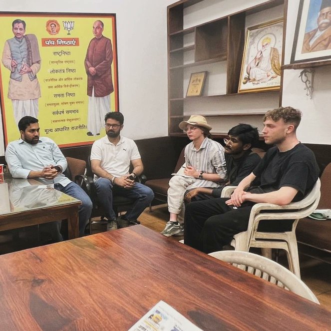 As Switzerland students visited the BJP party office to know about the election, we had an interactive and insightful discussion 

#abkibaar400paar 
#abkibaarphirmodisarkar 
#bjym4india 
#bjymdelhi 
#BJP