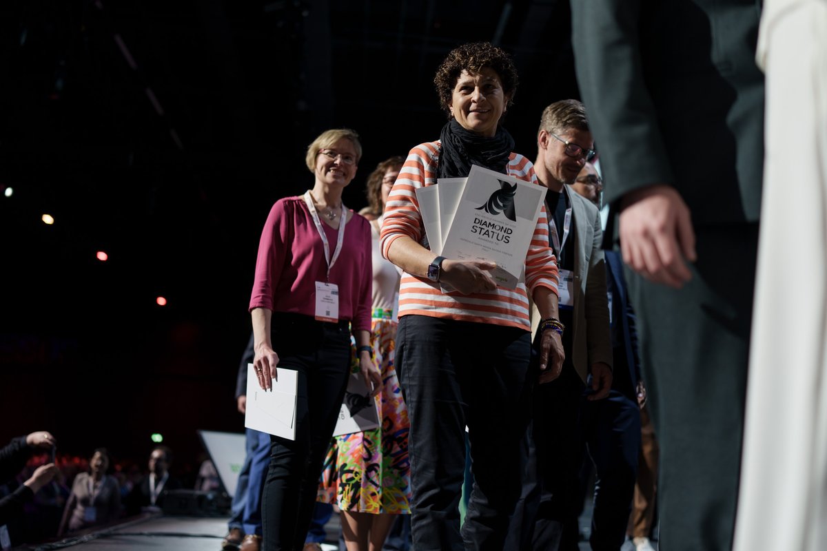 ESOstroke's tweet photo. 🏆✨ And the Award Goes to…
Congratulations to all the brilliant Angels Award Winners at this year’s #ESOC2024! Click through the images to see some of the highlights from the award ceremony!
#AngelsAwards #voiceofstroke #stroke #stroketwitter #strokeresearch #strokescience https://t.co/cuIic1TUXd