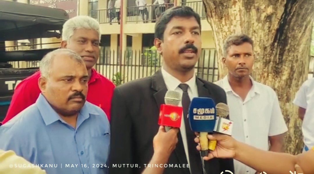 Over 10 #Muslim lawyers joined #Tamil lawyers led by @Sugashkanu in #Trincomalee on Thursday (16) in a successful bid to overturn the Kanji ban imposed by #Muttur magistrate's court on offering rice gruel in memory of thousands of #Tamils massacred in #Mullivaikkal, 15 years ago.