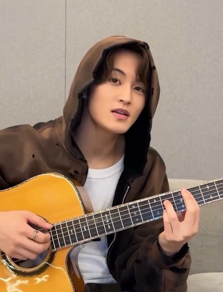 ً (@looksmkl) on Twitter photo 