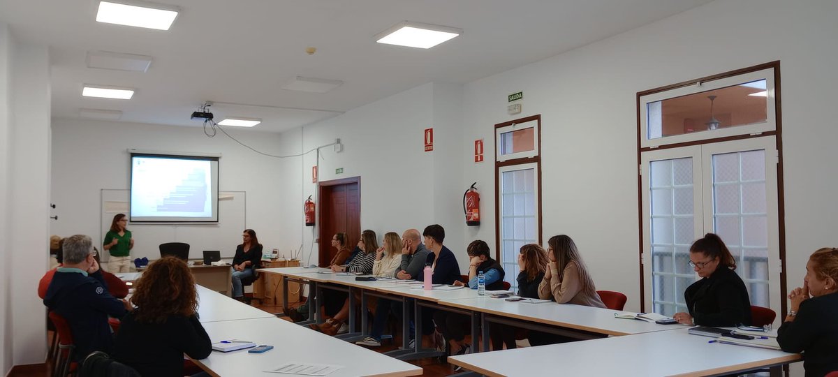 ayto_tegueste's tweet photo. 👉🏻 Ayer celebramos un taller formativo enmarcado dentro de las acciones de la Escuela de Participación que está llevando a cabo el área de Participación Ciudadana del municipio de Tegueste. (+) https://t.co/SRTeXzKLkd