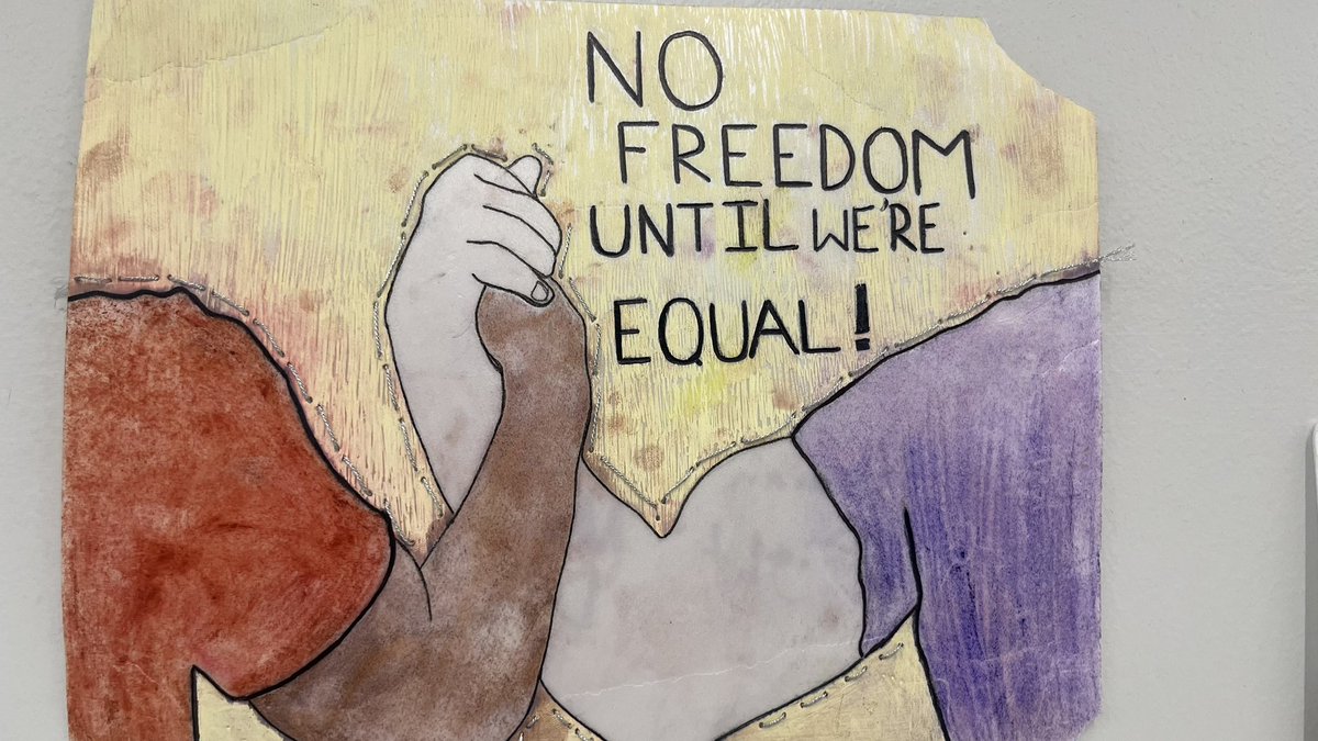 Dayna Swain tweet media