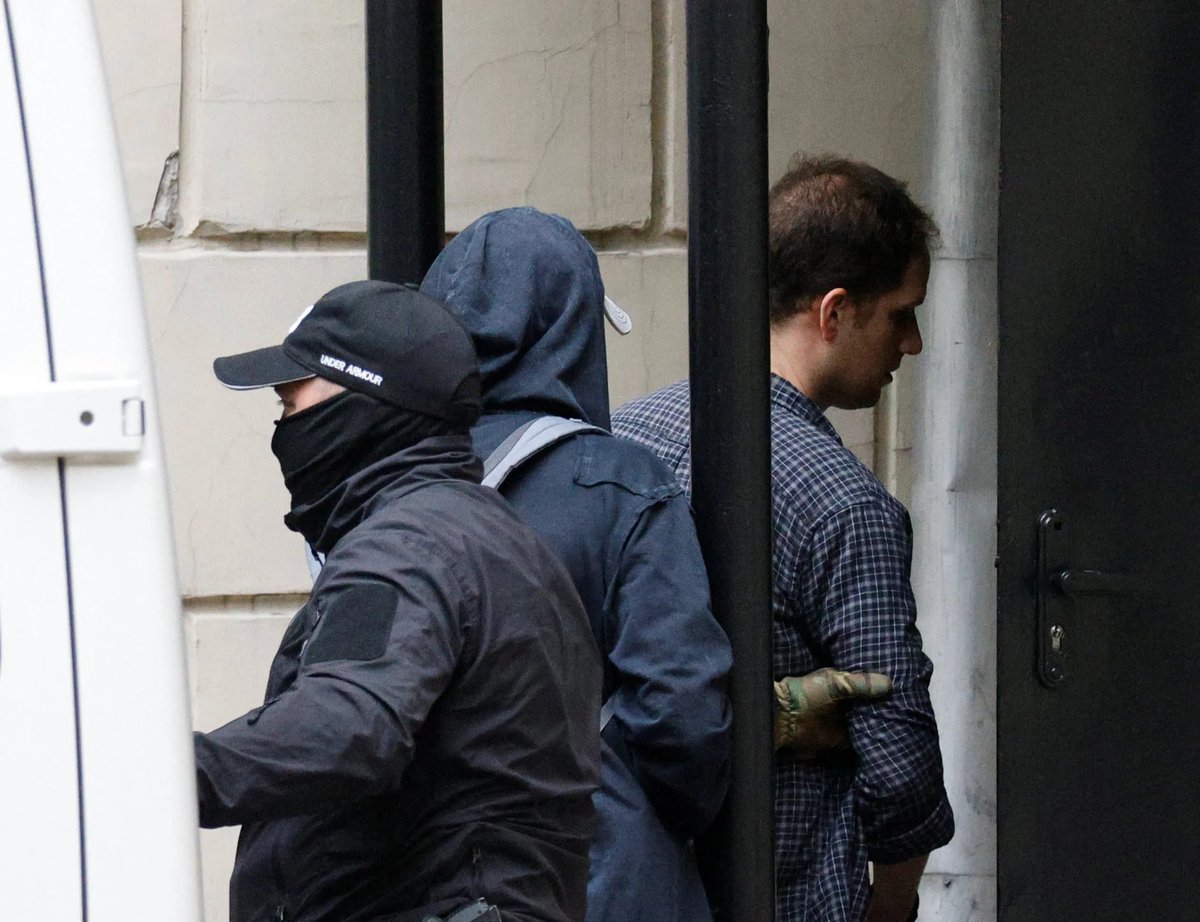 It’s Thursday May 16 2024. 

WSJ reporter Evan Gershkovich was detained by the FSB Mar 29, 2023.

1 year &amp; 48 days ago 

JOURNALISM IS NOT A CRIME!
📰 🎙️ 📺 💻 

FREE EVAN NOW! 

#IStandWithEvan