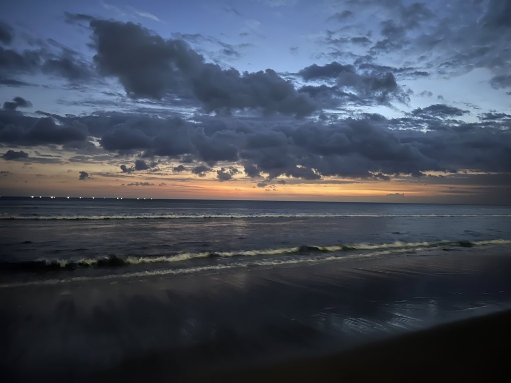 Night & Day, Seminyak beach 😎