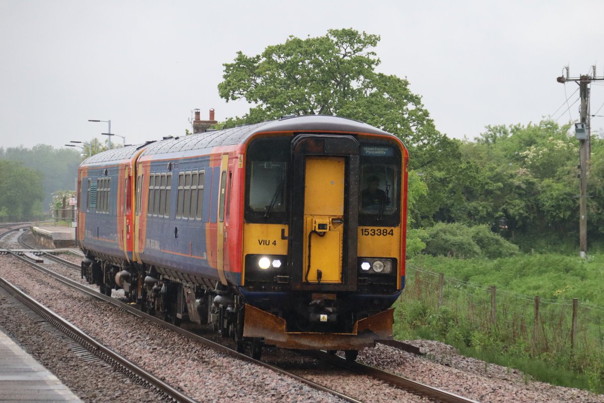 Ex-EMR now @networkrail 153389 & 153379 work 2Q42 0957 Norwich to Norwich at Wroxham, Acle & Brundall Gardens. Then works 2Q43 1118 Norwich to Cambridge at Buckenham. Thursday 16th May 2024 #class153 #networkrail #testtrain