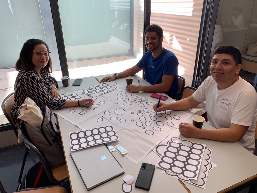 ICIOUMH's tweet photo. Estudiantes de nuestro Máster en Ciencia de Datos y del Grado en Ingeniería Informática en Tecnologías de la Información participan hoy en el #ODdatathon ¡Muchísima suerte a todos! 💪🏻😊 https://t.co/cFiZ3d8vtw