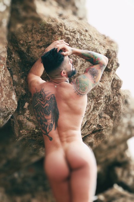 Culote al aire! 😈🍑💦  https://t.co/B5tamfbx0G https://t.co/O7ldhIikbk