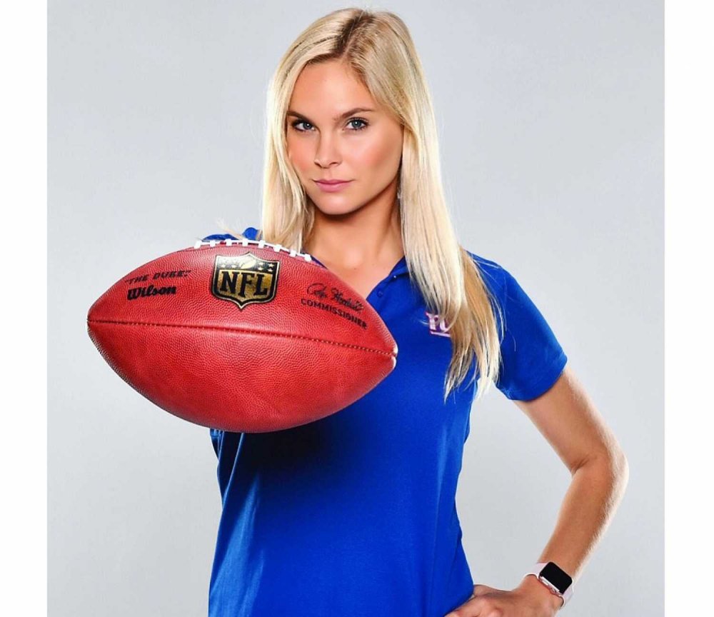 Check out the latest alumni interview on Hawk+, the University's free streaming service: Emma Kaptein ’13, Social Media Manager for the New York Giants. hashtag#RedHawkPride Click this link to view: bit.ly/4dLnLpQ