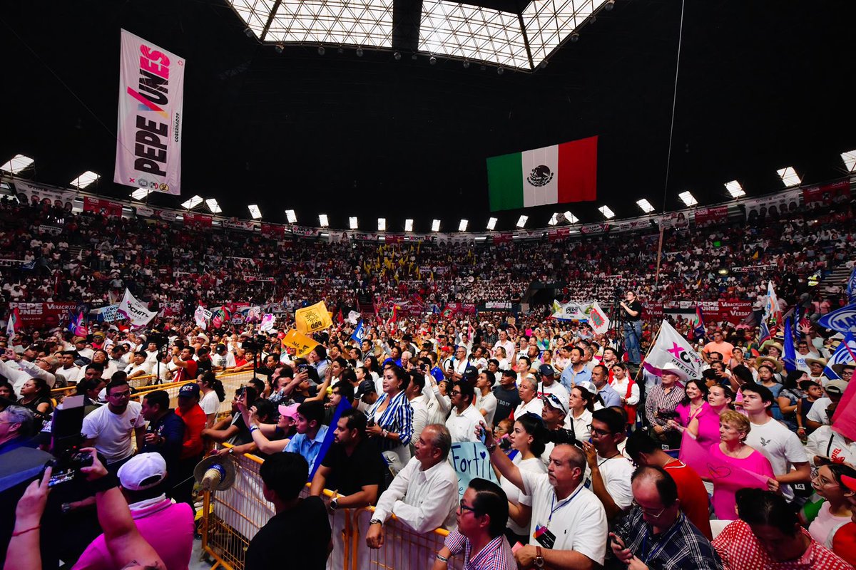 ✅✅ Con @Pepe_Yunes y @XochitlGalvez vamos a ganar Veracruz. Impresionante el entusiasmo y activación ciudadana. Mis respetos. 

#VeracruzParaLosVeracruzanos 
#PepeYunesGobernador2024
#XochitlGálvezPresidenta