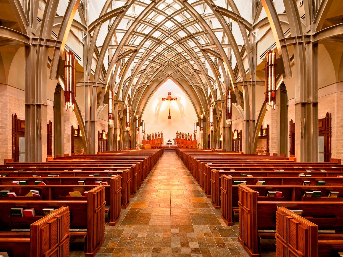 AI QUE SAUDADE DA MINHA MADRE FAVORITA. AS IDAS A IGREJA NÃO TEM SIDO AS MESMAS SEM A <a href="/marjorui_/">Marjô</a>