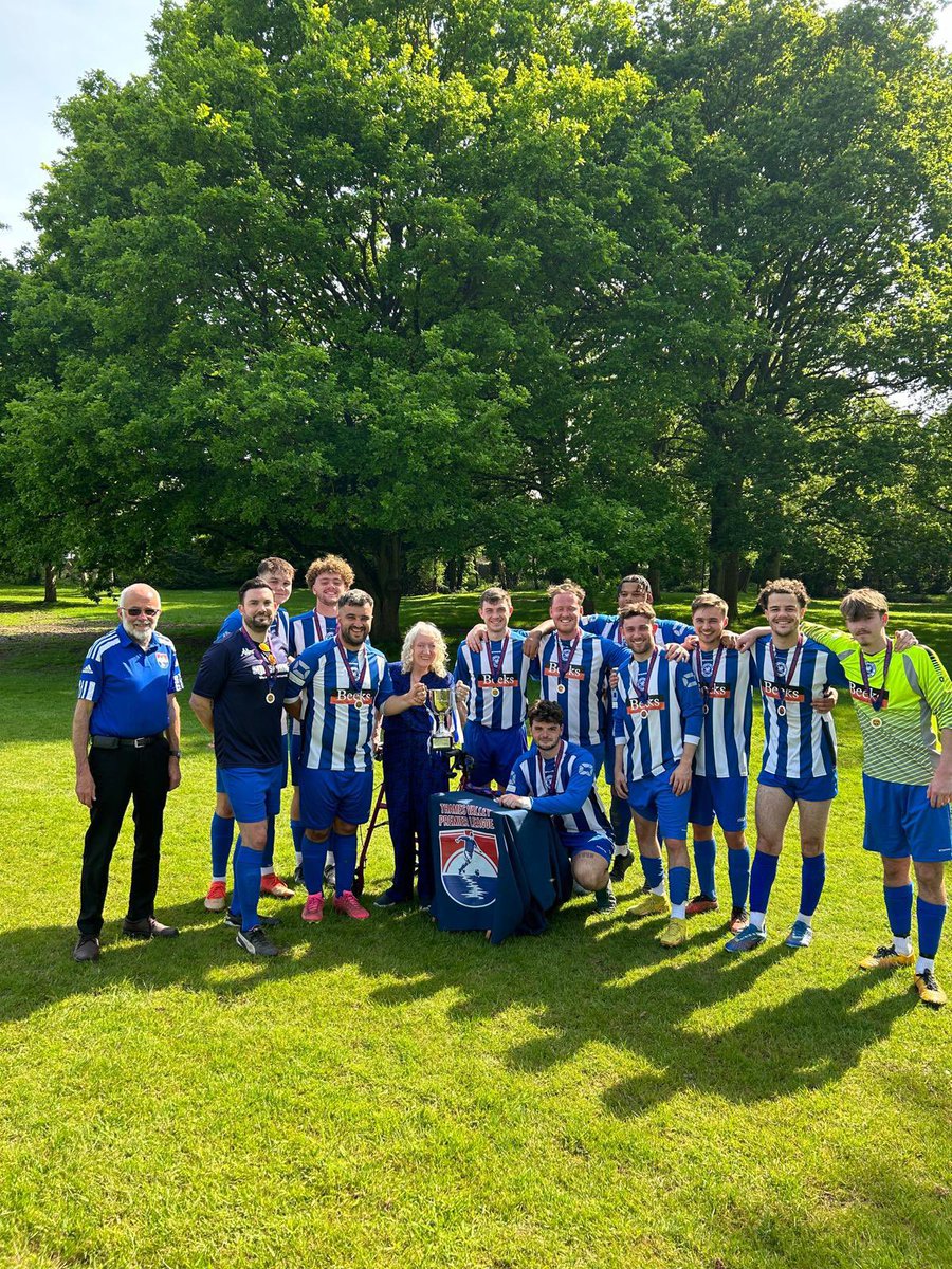 Congratulations to our Division 2 winners @Penn_football Res, who were presented with their Trophy and medals at the conclusion of their game on Saturday. 🏆