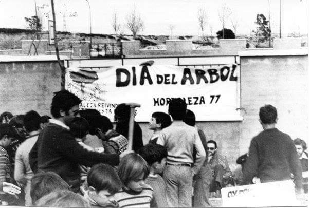 Este sábado 18 de mayo llega nuestro querido Día del árbol. Desde 1.977 celebrando este festejo popular medioambiental en el barrio, aunque el concejal del distrito no lo considere como tal... pero #Hortaleza es mucho más que su junta municipal!! Os esperamos a partir de las 12h