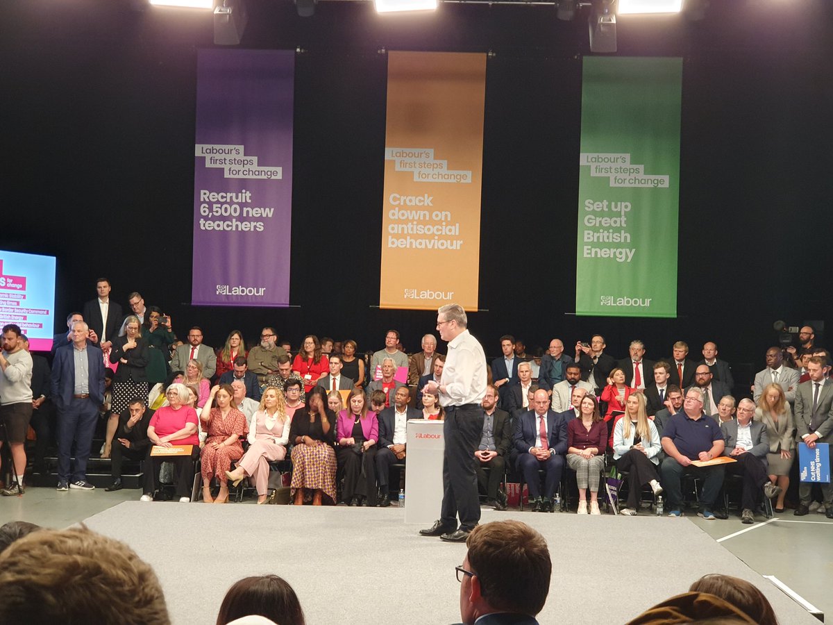 Great to be in Essex this morning hearing from @Keir_Starmer, the shadow cabinet and fab speakers about Labour's 6 steps to transform our country. I want to give a special thank you to @NathanielD93744 for sharing his story. It's time for change. Labour will deliver. Join us! 🌹