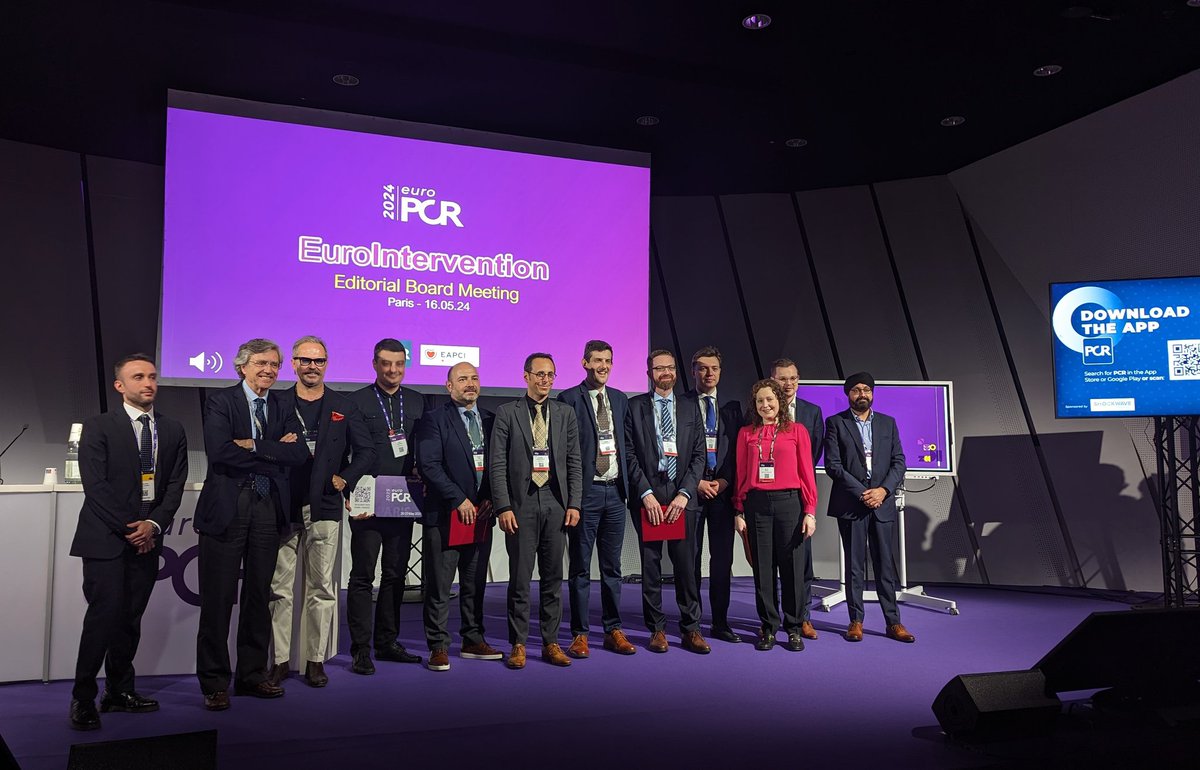 Congratulations to all the winners & nominees 🏆 who received their award during our traditional #EuroPCR board meeting! Thank you for your contribution to the journal 🤝.