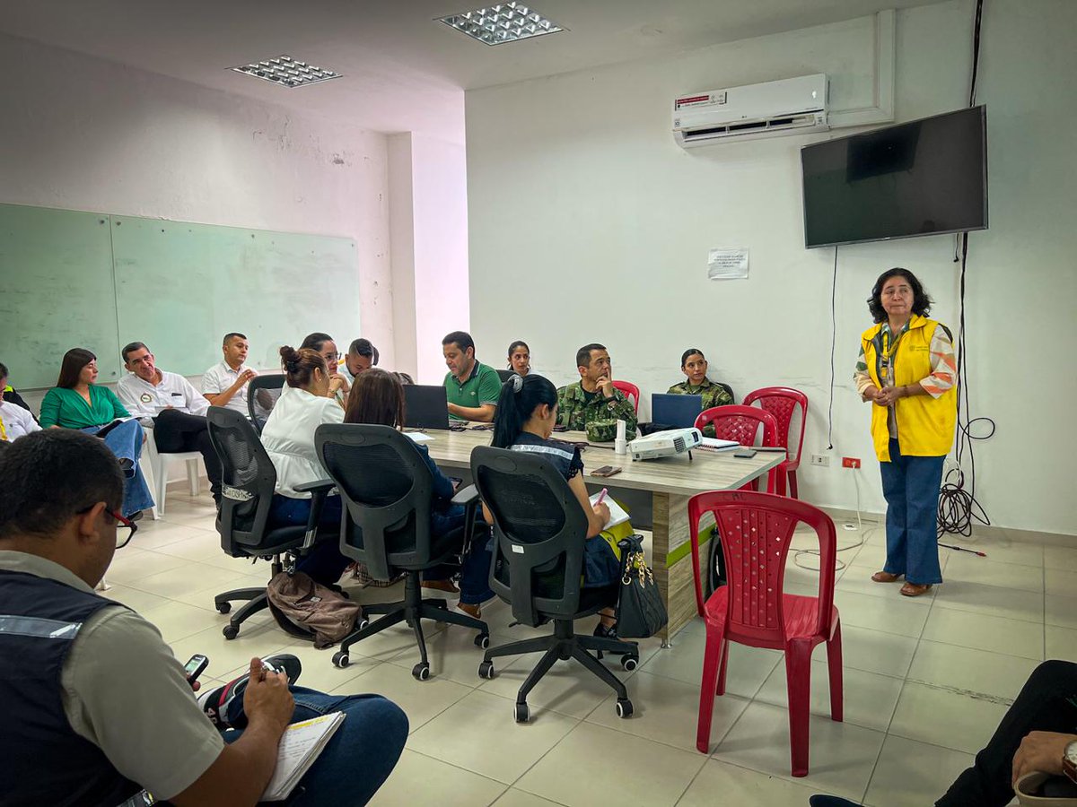 El comandante de la #Brigada27 participó en el Comité de Justicia Transicional departamental en Mocoa #Putumayo con @Gobputumayo, en el que se socializaron los planes para la administración de recursos y ejecución de proyectos en favor de la población. #SiempreATuLado