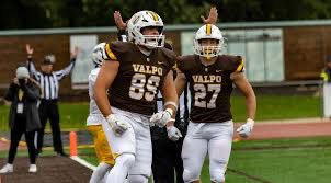 After a great conversation with @Coach_Symmes I’m blessed to receive a Division 1 offer from Valparaiso University! @Coach_BCarp @recruitingko @CoachJWomack @KLEINOAKFB