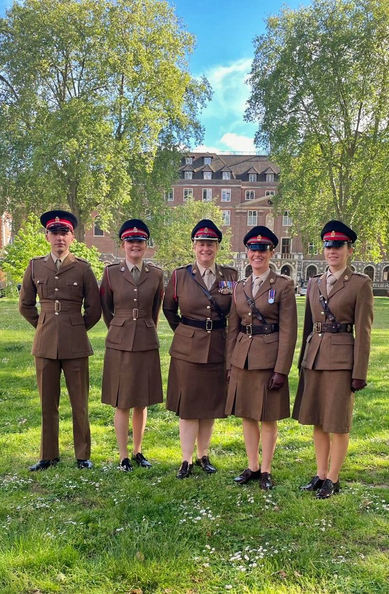 OCN and #qaranc Nurses and HCA from @DMS_JHGSE attended the 59th Florence Nightingale Commemoration Service this week @wabbey
A proud moment to commemorate 'The Lady with The Lamp' 
#TeamJHG #ThisIsBelonging #nursing #armynurse #HCA
@DMS_MilMed