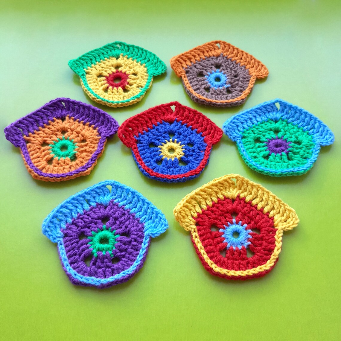 Crochet Christmas Houses Pattern, Crochet House Tree Pattern
etsy.com/listing/155432…

#Etsy #EtsyShop #EtsySeller #EtsySocial #crochet #GrannySquarePattern #crochetpattern #CrochetPatterns #grannysquare #grannysquares #crocheter #crocheting #crochetideas