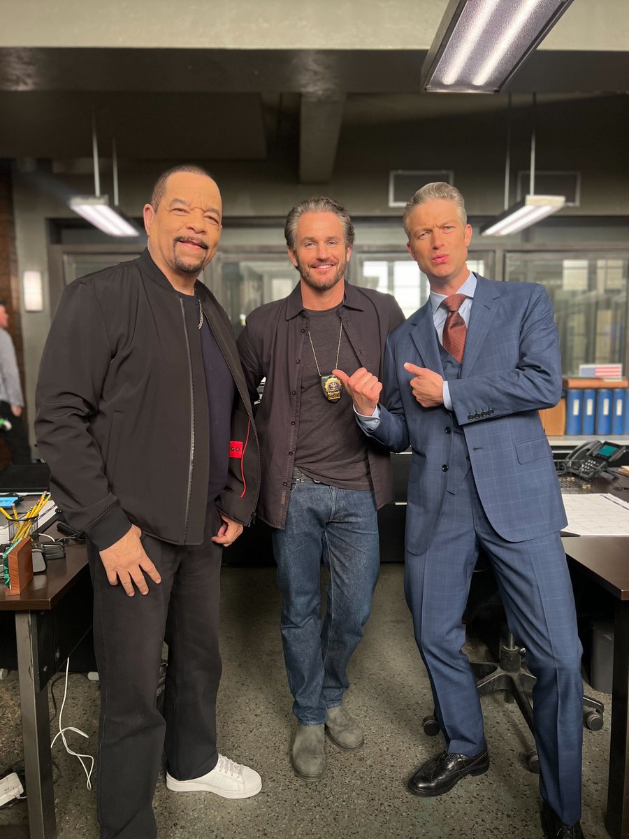 lawandordertv's tweet photo. This is what legendary looks like in 3 different fonts. 🔥🔥🔥 Don't miss the season finale of #SVU TONIGHT 9/8c on @nbc. https://t.co/lbH1BA7FCo