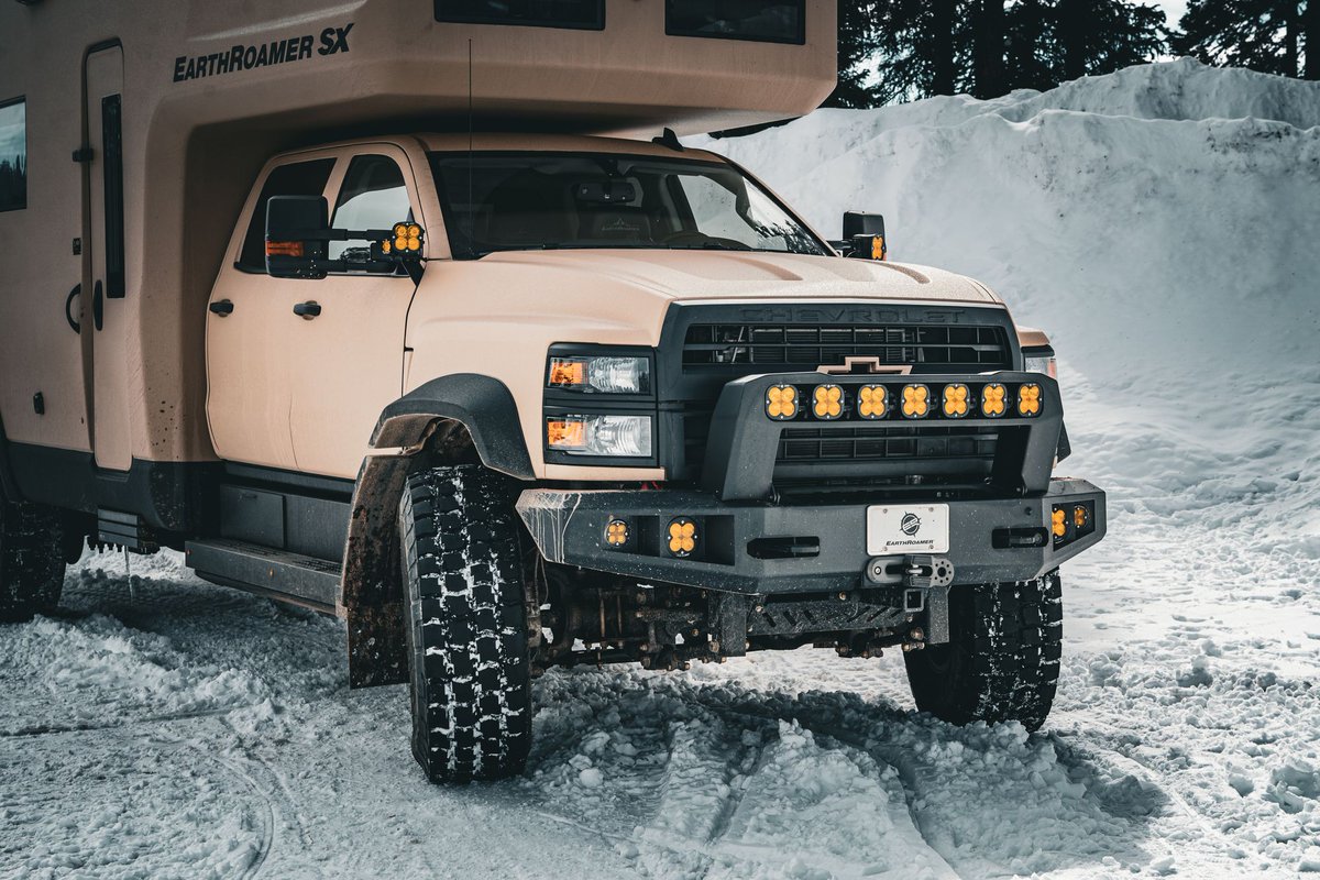 Bold. Rugged. Unstoppable. Ready to hit the trails? · · · #earthroamer #offroad4x4 #expeditionvehicle #campinglife #overlanding #4x4life #4x4trucks #vanlife #vanlifeadventures