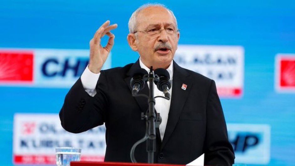 💬 Kemal Kılıçdaroğlu: (Kobani Davası) 🔹“Adalet terazisi bugün bir kez daha kırıldı 🔹Hiç kimse unutmasın, bugün verilen bütün kararların geçerliliği otoriter hükümetin iktidar süresi kadardır. 🔹Bunun içindir ki dikta rejimleriyle el sıkışılmaz ve sistemin aparatı olunmaz”