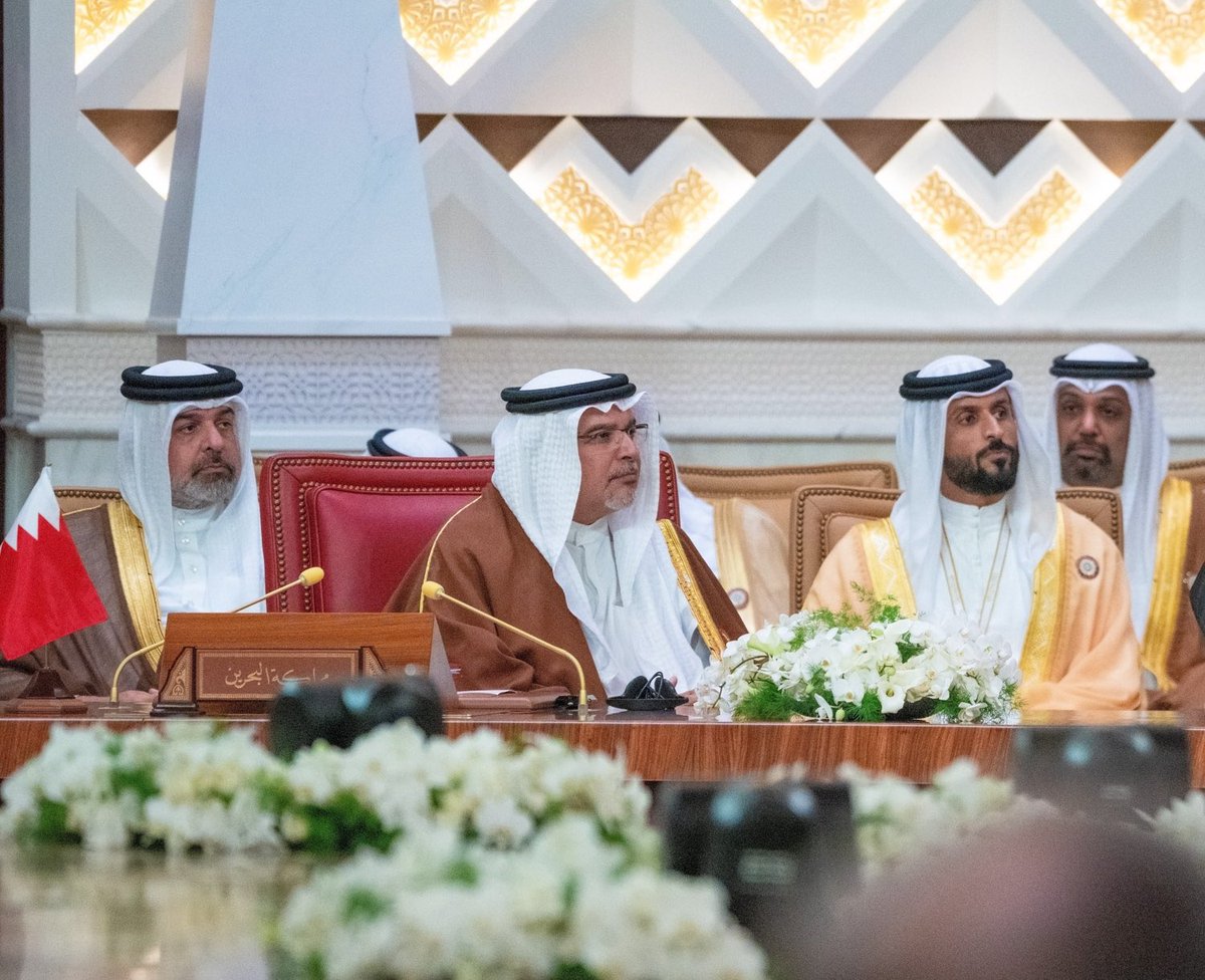 Arab leaders gather in the Kingdom of #Bahrain 🇧🇭 for the 33rd Arab Summit. The work of the Summit began with a speech by His Majesty King Hamad bin Isa Al Khalifa. #ArabSummit