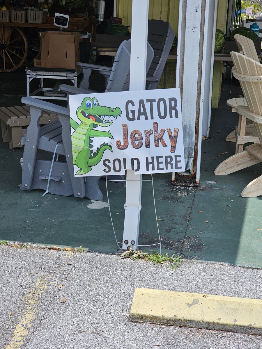 A good probability Costello will be called as a rebuttal witness. This would be VERY exciting. On a side note, this produce stand I frequent often, has just put out their sign...HOW DARE THEY!!! 🐊 🤣🤣