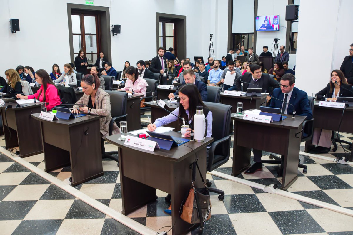 El Concejo posadeño avanza en la digitalización de la tarea legislativa.revistacodigos.com/el-concejo-pos…