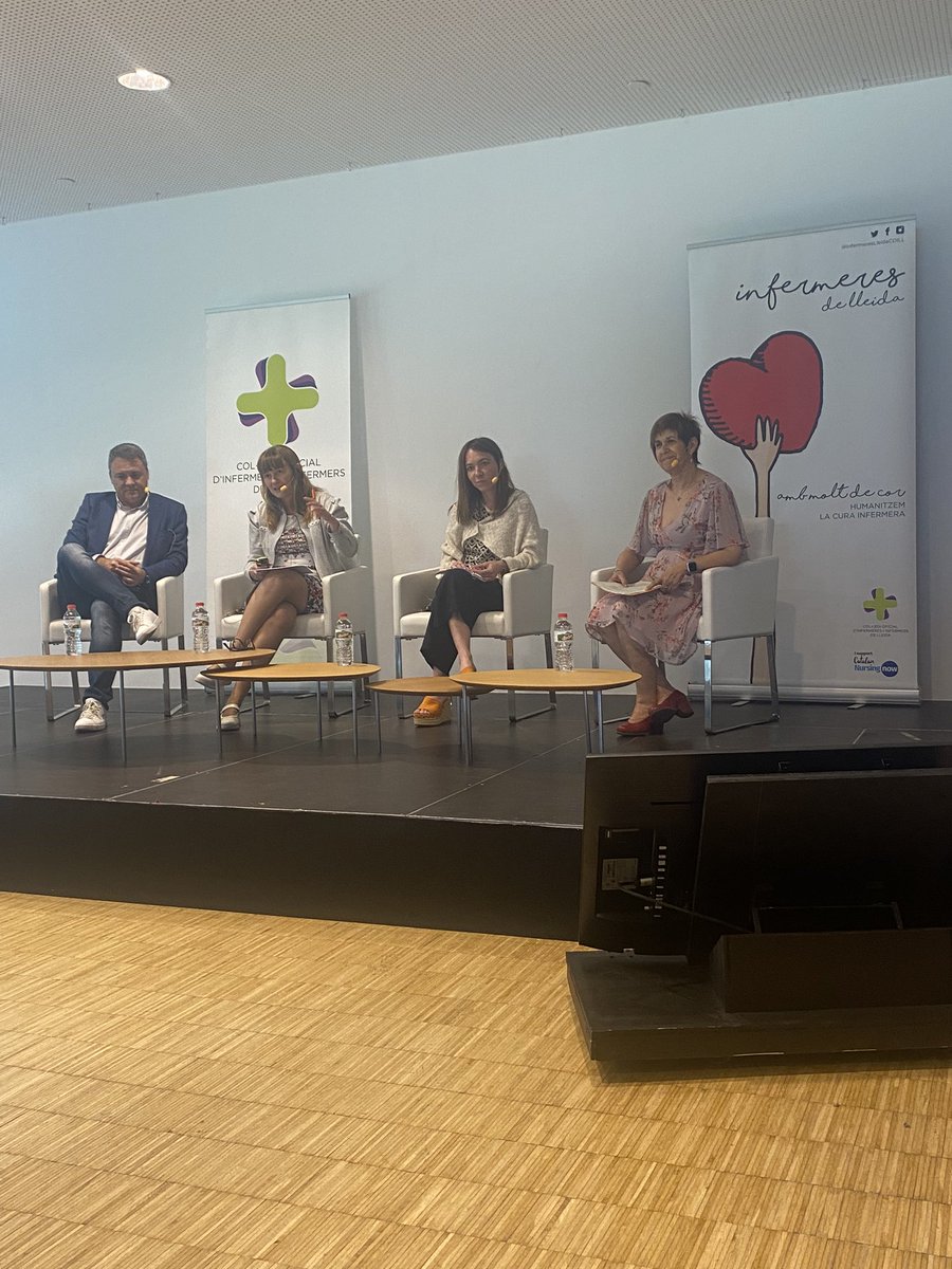 A la Diada de les infermeres de #Lleida del <a href="/InfLleidaCOILL/">InfermeresLleidaCOILL</a> “El poder econòmic de les cures infermeres”.
Bemviguda a les noves col-legiades i agraiment immens a les jubilades en el darrer any
<a href="/salutcat/">Salut</a>