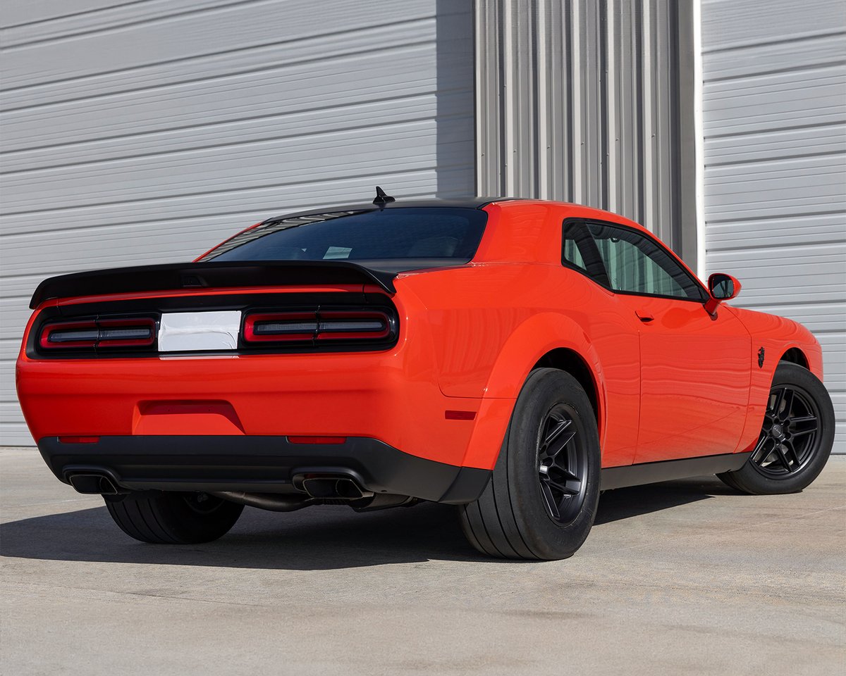 Leave it all in the rearview with this 2023 @Dodge #Challenger SRT #Demon 170, powered by a #supercharged 6.2-liter #HEMI V8. It sold for $183,700 at the 2024 Palm Beach Auction! Learn more: bit.ly/PB24TW-2023Dod…