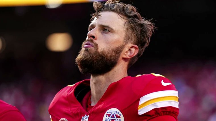 SHOULD THE NFL TAKE ACTION AGAINST HARRISON BUTKER? Today the NFL released a statement condemning the controversial remarks made by Chiefs kicker Harrison Butker's at a commencement speech at Benedictine College. Should they go further and suspend or fine him? Your thoughts