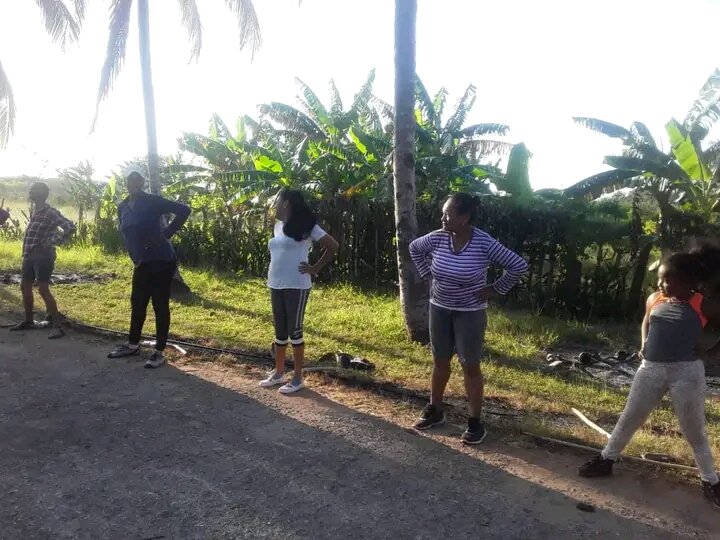 Grupo de la Actividad Física Comunitaria en la comunidad Teodoro Rivero #MatancerosEnVictoria