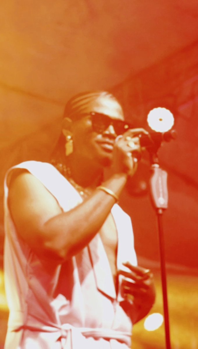 DwinTheStoic's tweet image. 🧡 #StringsAttached