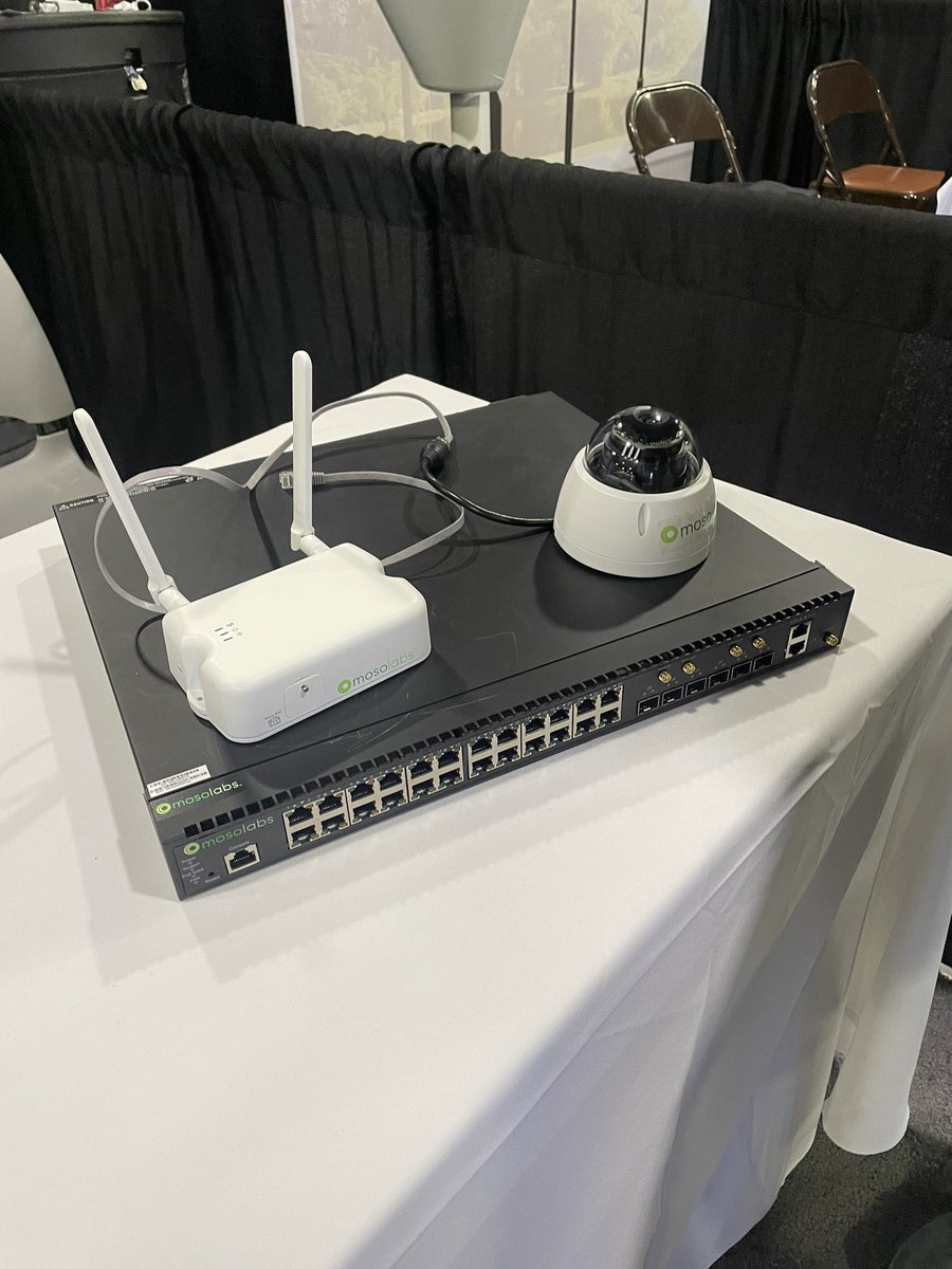 This is cool - #Private5G with #5GRedCap capable devices from @mosolabs They’re doing select Rel17 features before doing Rel16…