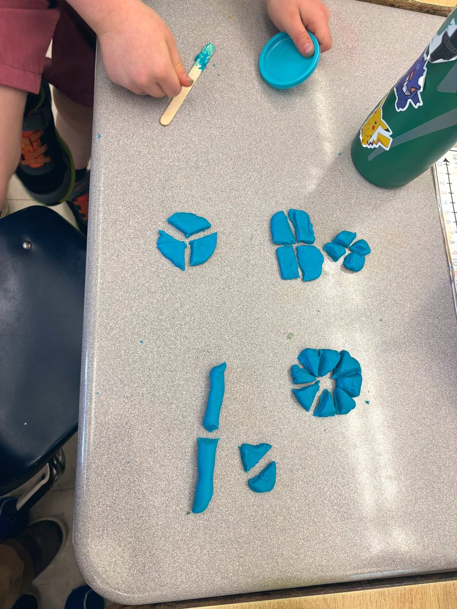 Learning about equal parts of a whole and fraction names. We explored with playdoh to show halves and fourths in different ways. We then challenged ourselves to create other fraction parts & name them! What do we notice as the # of fraction parts ⬆️? @orioleparkjps @TDSBmath
