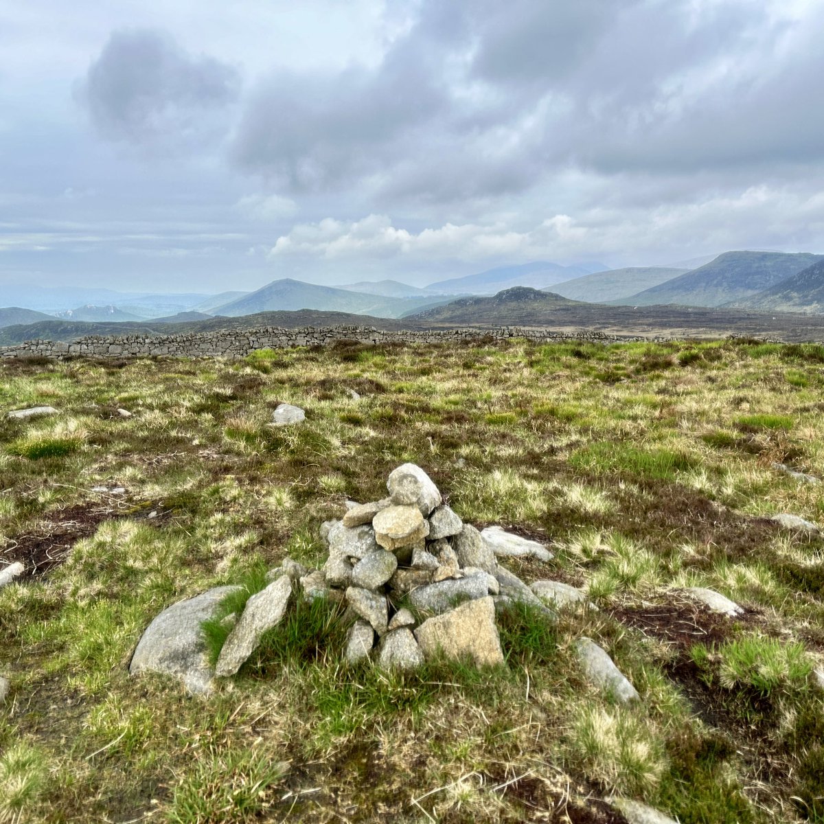 Hill & Dale race up rocky!

@wearetrekni @Dr_FaithG 🙏@Mournelive @barrabest @WeatherCee @angie_weather @bbcweather @bbcniweather @BBCWthrWatchers