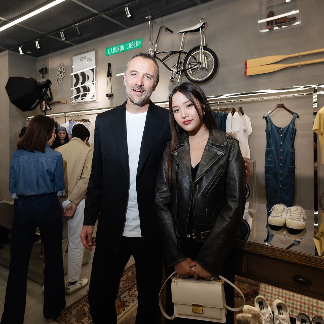 saro with the CEO of golden goose ✨️ OPENING STORE WITH SAROCHA #GoldenGooseFREEN #srchafreen