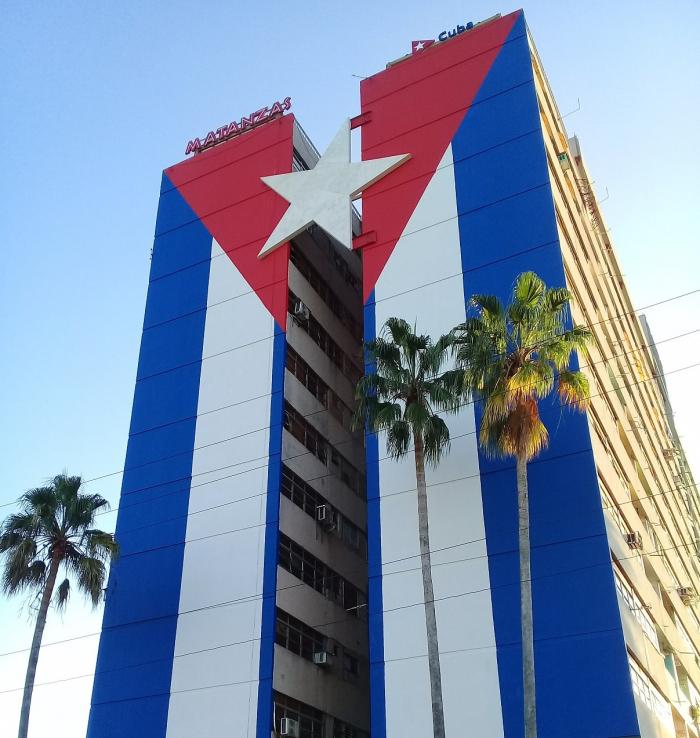 Minrex: "La clara y absoluta verdad es que #Cuba no patrocina el terrorismo, sino que ha sido víctima de este, incluido el terrorismo de Estado, como puede constatar todo el que se interese en el tema, cuestión que conoce perfectamente el gobierno de los EEUU."