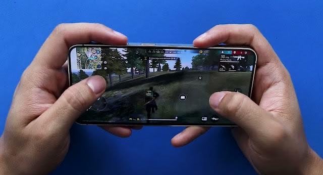 Galaxy S24 da <a href="/SamsungBrasil/">Samsung Brasil</a> roda bem Free Fire? 

youtu.be/jYBmE-vXRhw